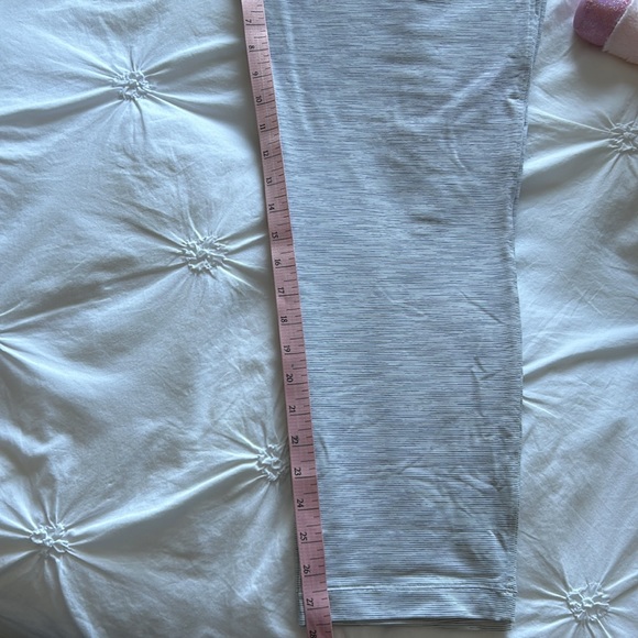 Lululemon Pant - Picture 2 of 3